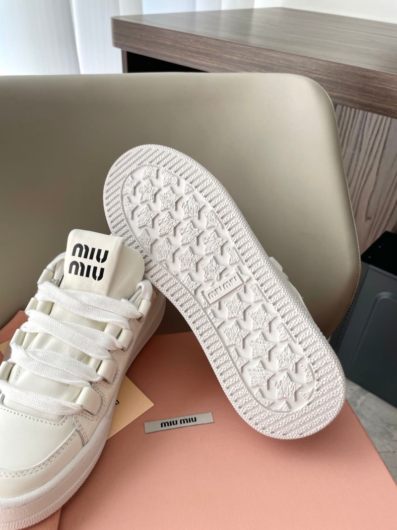 Miu Miu Casual Shoes